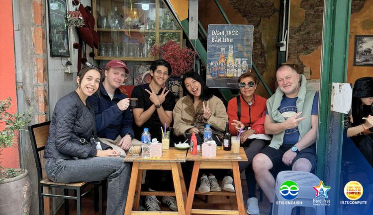 coffee time in hanoi