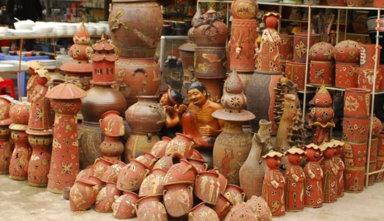 hanoi artisanal market