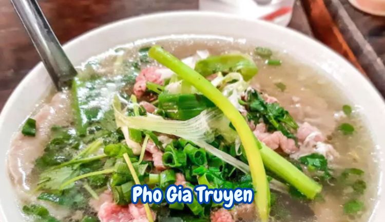 Pho Gia Truyen Hanoi