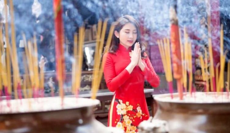 Ancestor Worship vietnam - spirits