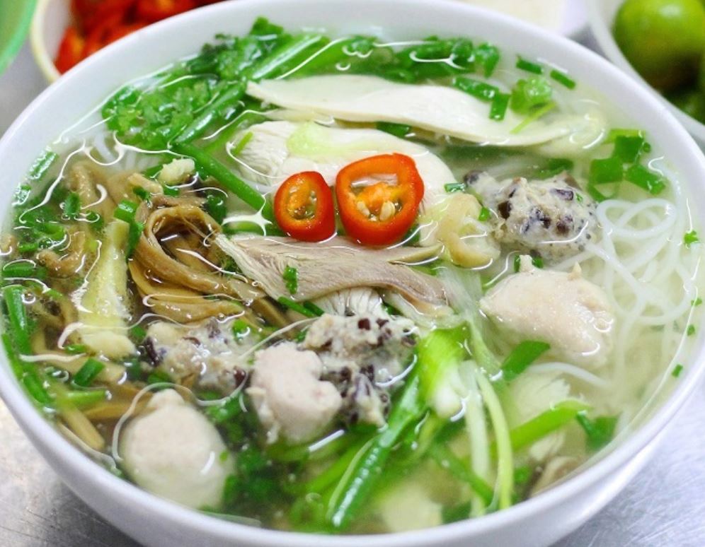 15 Pork Ball Noodle Soup hang ga