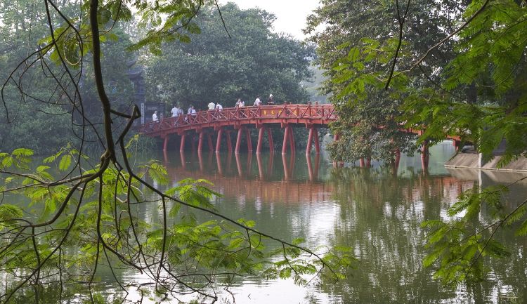 ngoc son temple - free tour guide in hanoi
