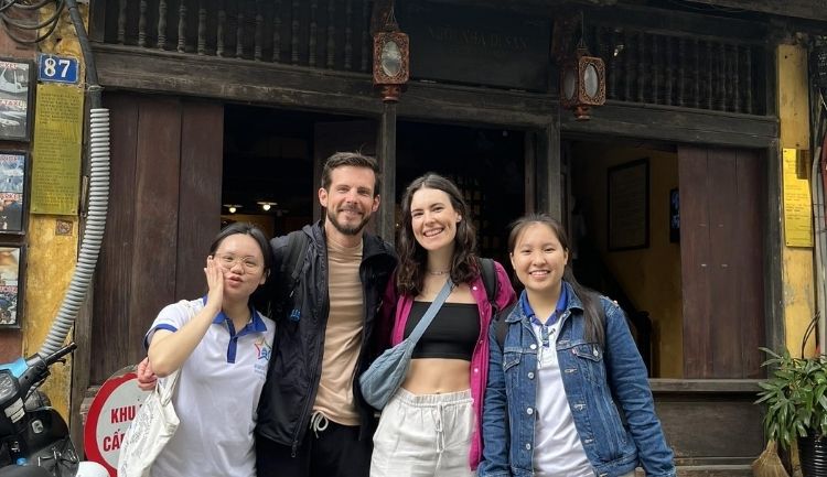 What to wear in Hanoi in April