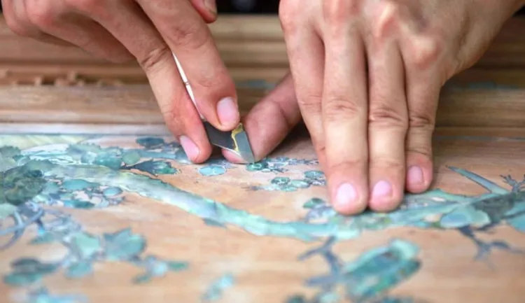 craft villages in hanoi -chuon ngo