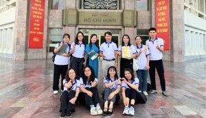 Ho Chi Minh museum tour - Ho Chi Minh Museum Volunteer Guide Partnership
