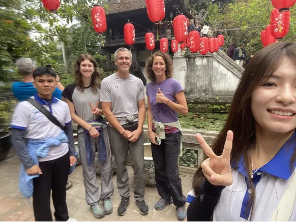 What to Expect When Visiting the One Pillar Pagoda