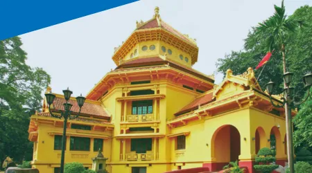 what-to-visit-in-hanoi - national history museum