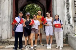 Customized Hanoi Tour 7