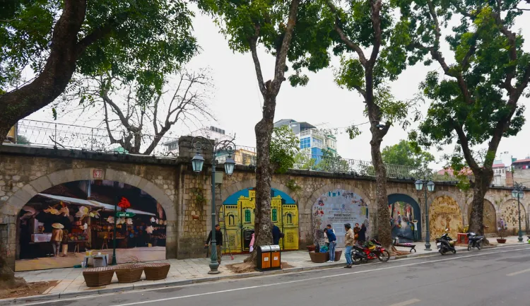 phung hung street
