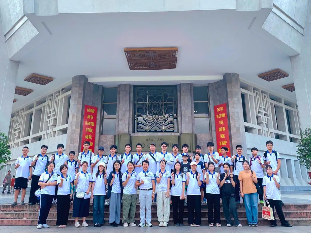 Members of the Hanoi Free Private Tour Guide club at a group event